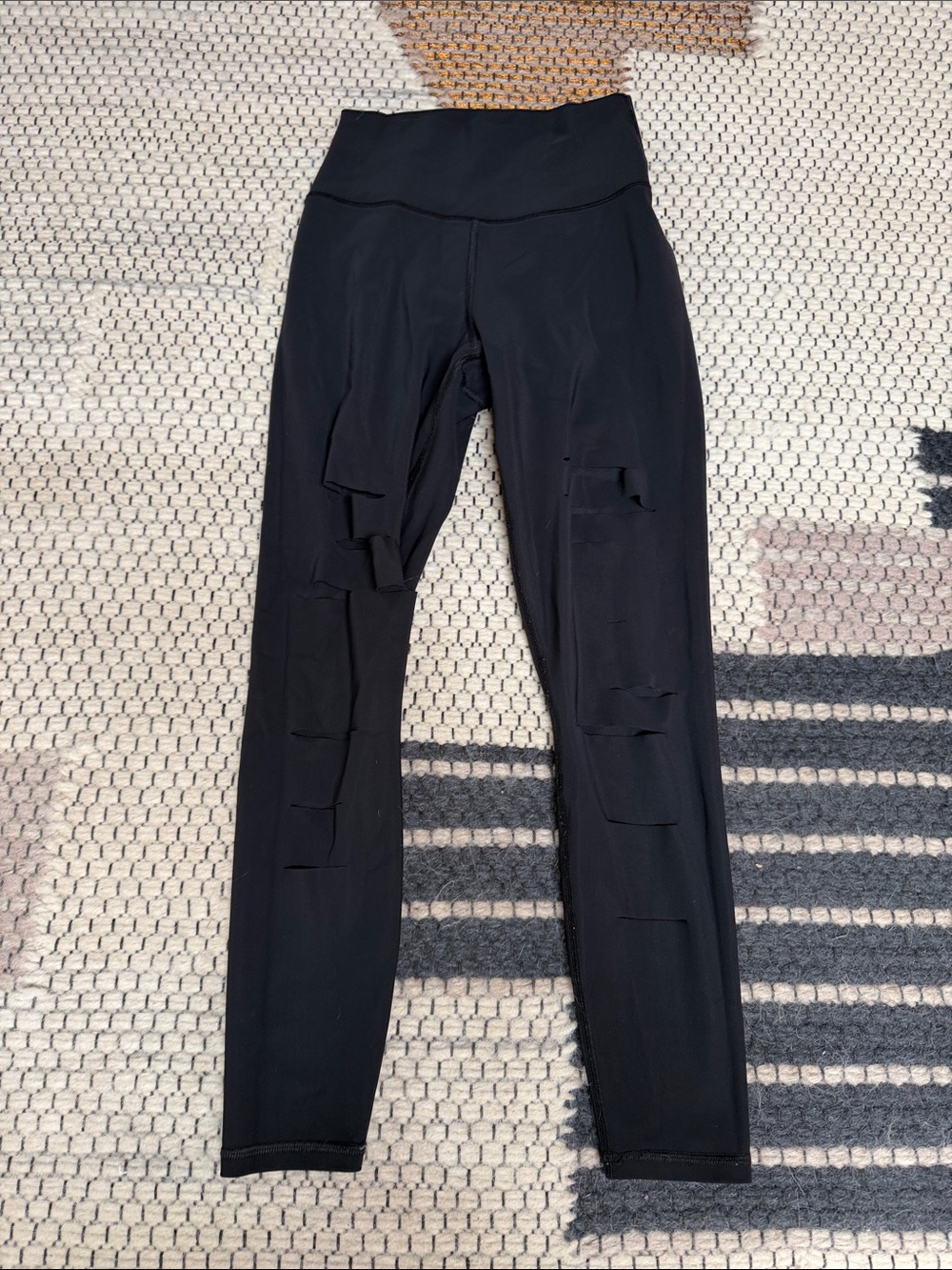 ALO Yoga Black High-Rise Slashed Leggings